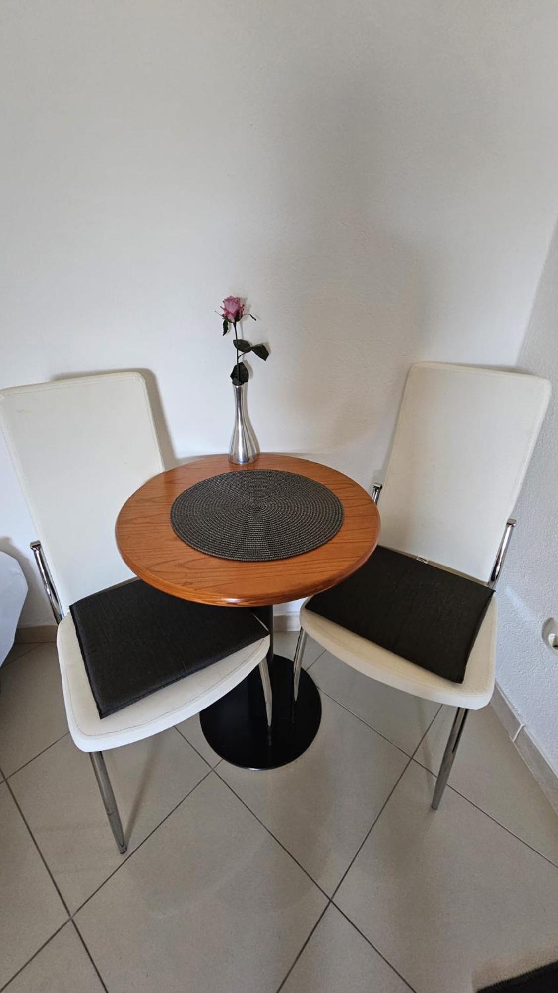 Apartment House Berry Примоштен Экстерьер фото